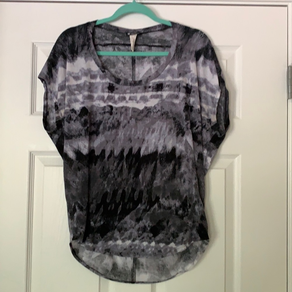 Lily White Tie Dye T-Shirt